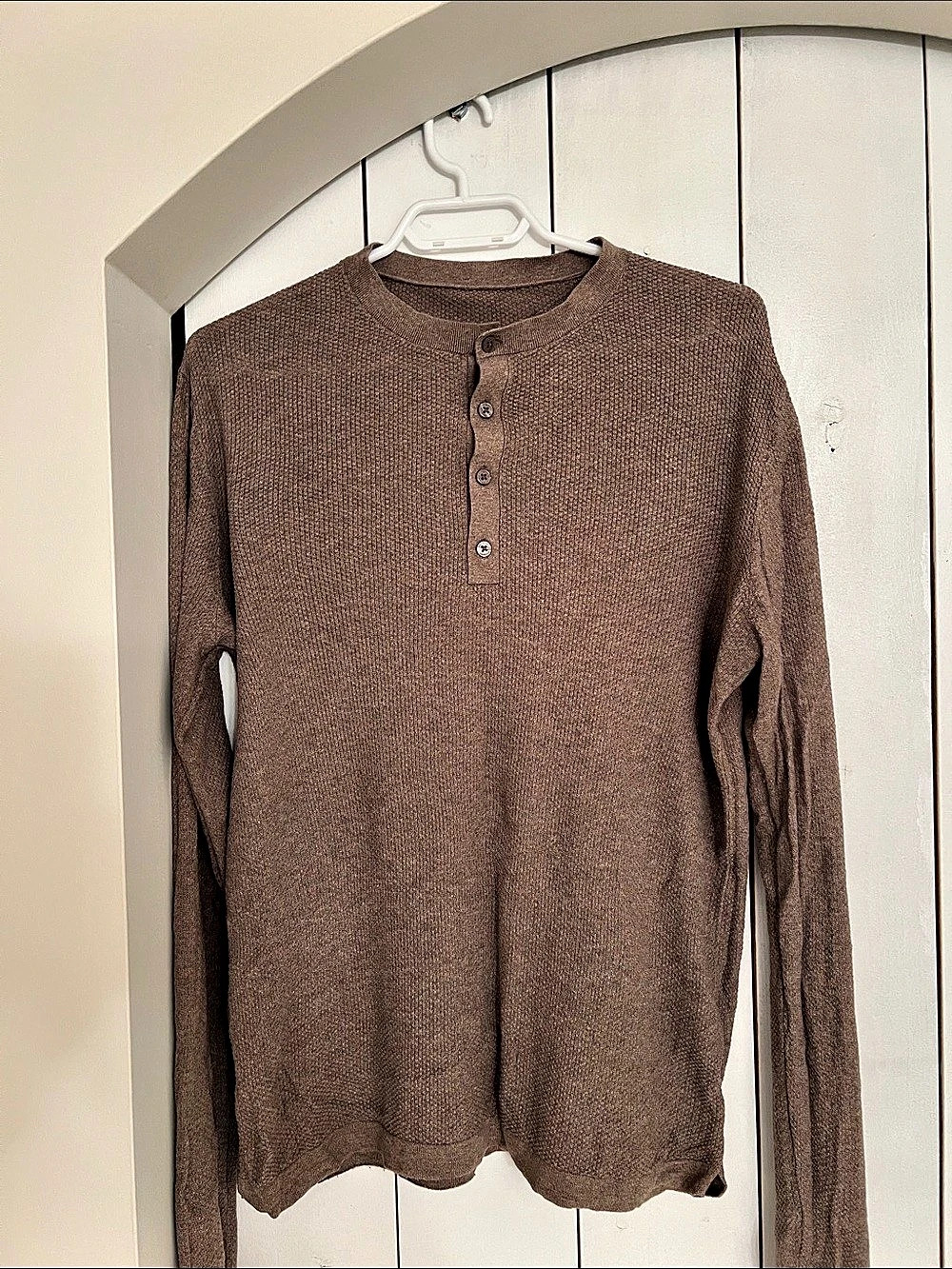 Kit and Ace - Men's Camel Long Sleeve Henley Size Medium